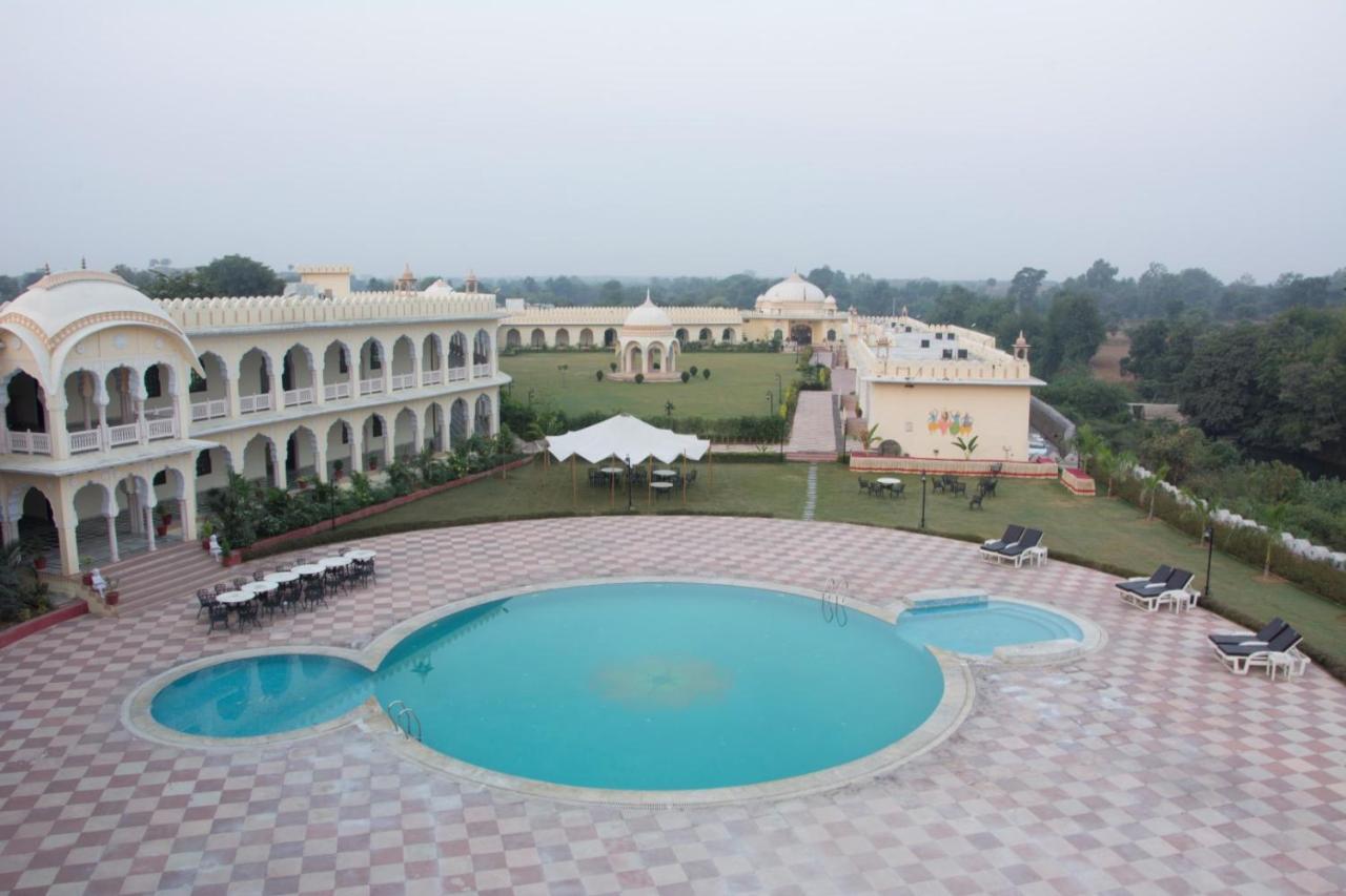 V Resorts Rajmahal Orchha Zewnętrze zdjęcie