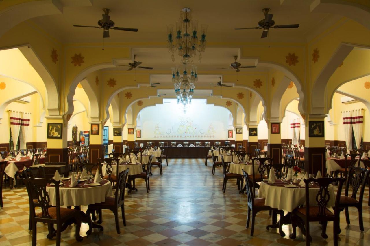 V Resorts Rajmahal Orchha Zewnętrze zdjęcie